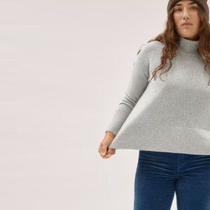 Everlane Cashmere Square Turtleneck - Small